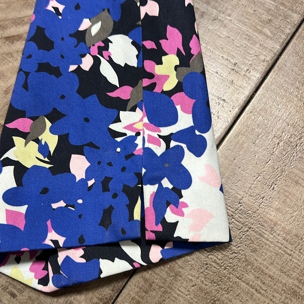 Neiman Marcus women’s dress pants - Picture 2 of 5